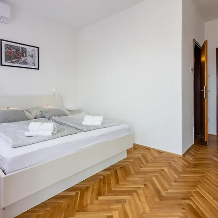 Apartment Arya Crikvenica Exterior photo